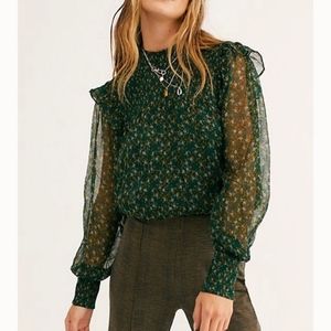 *SOLD* NWOT Free People Green Roma Blouse M